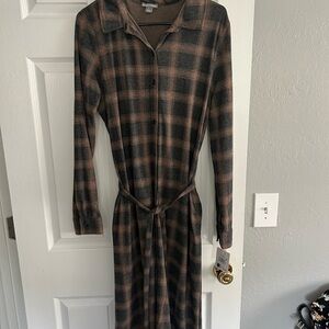 Plaid Long-Sleeve Dress